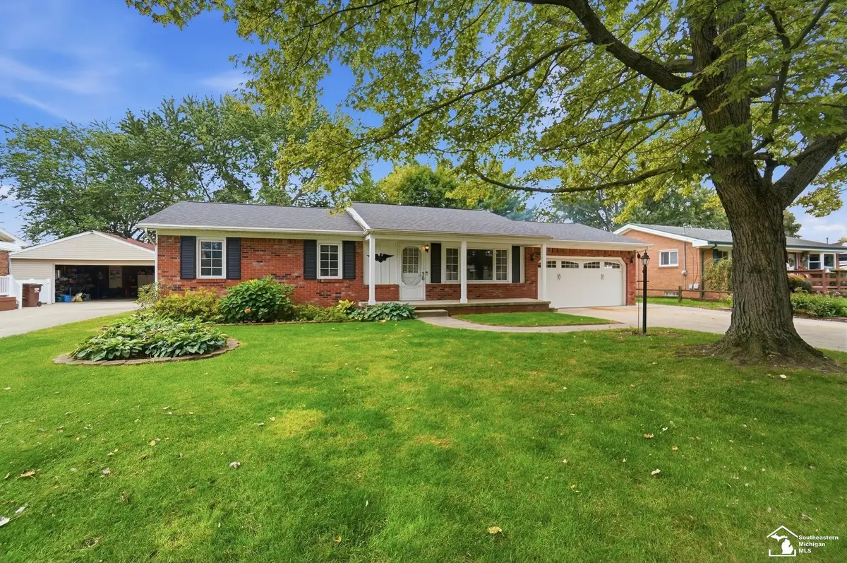 15592 Eastwood, Monroe, MI 48161 - #1