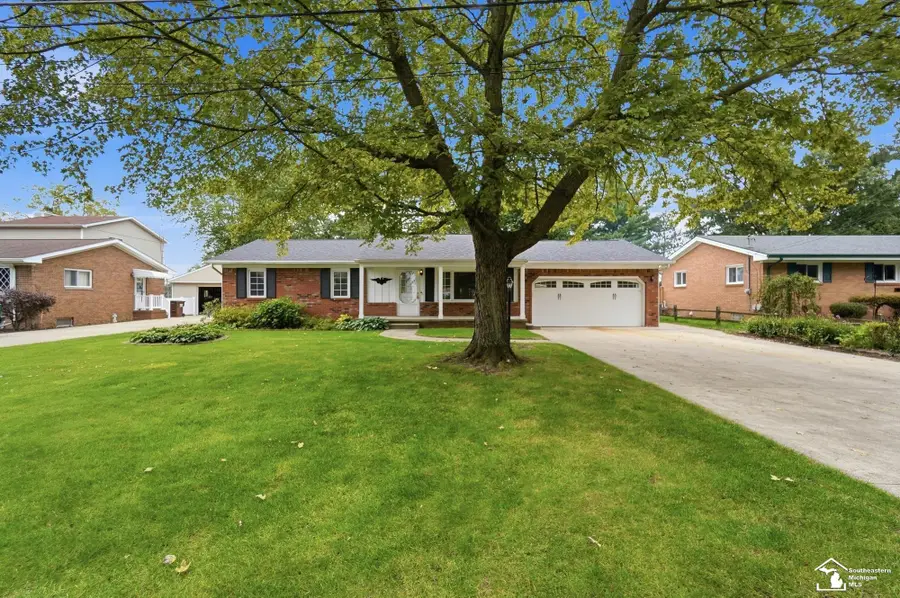 15592 Eastwood, Monroe, MI 48161 - #2