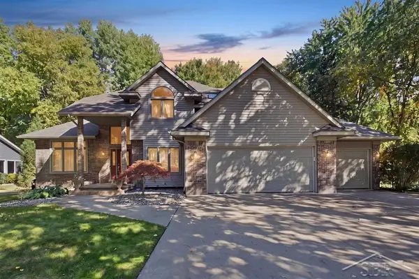 6026 Londonberrie, Midland, MI 48640
