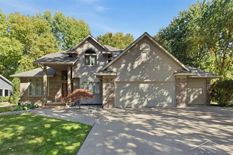 6026 Londonberrie, Midland, MI 48640 - #2