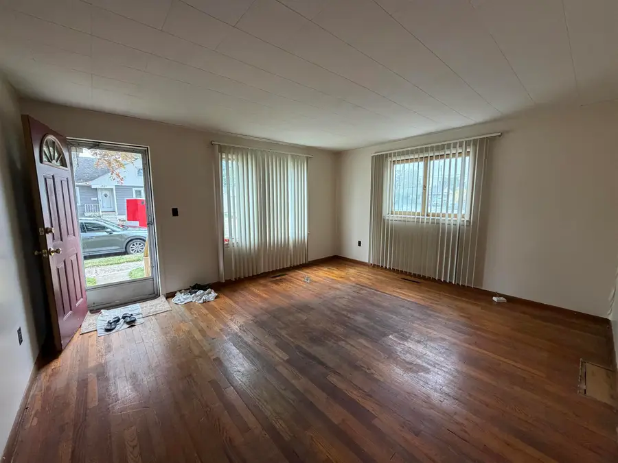 1704 Pulaski, Bay City, MI 48708 - #2
