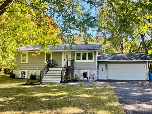 1710 Granite, Marquette, MI 49855