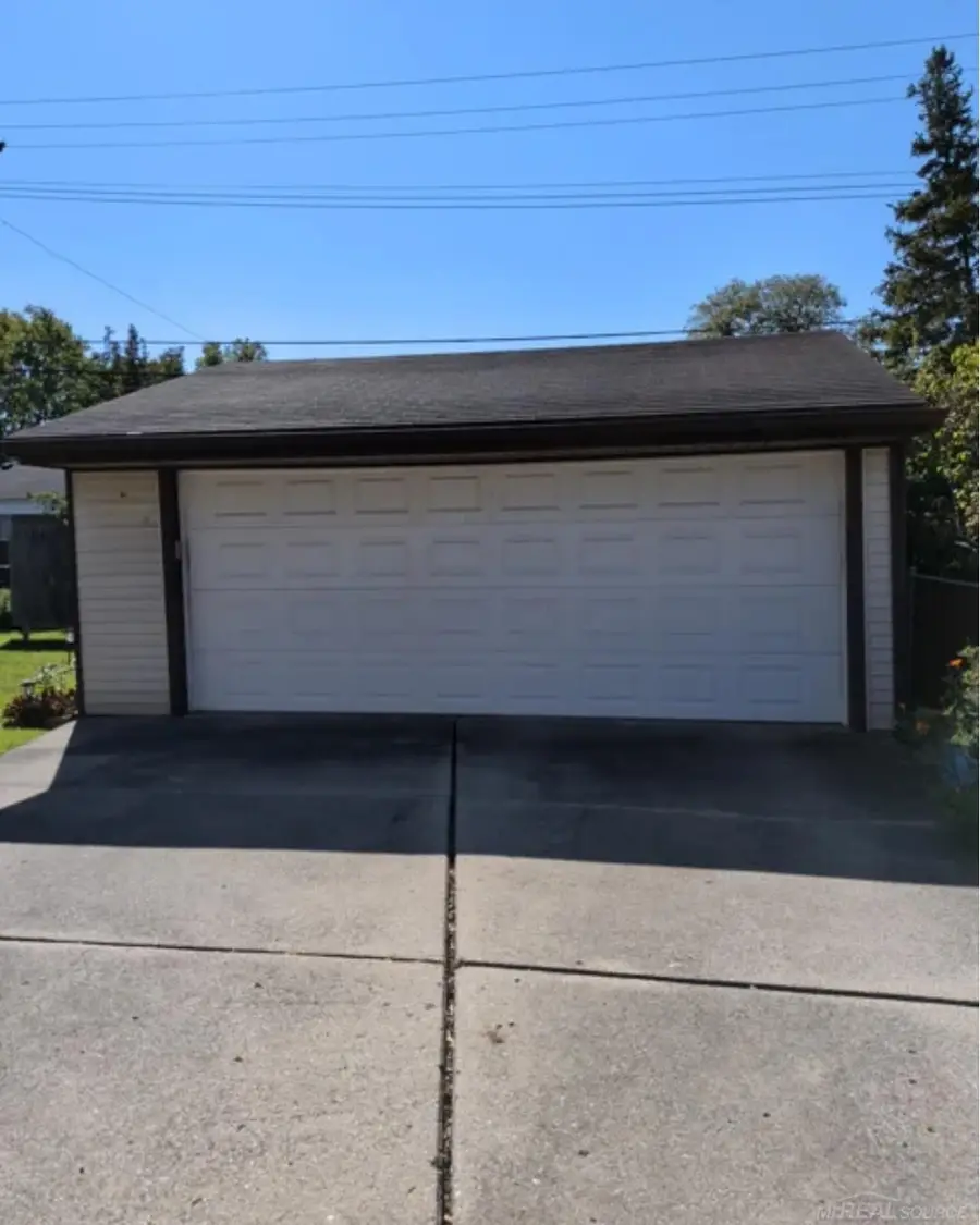 13790 Joyce, Warren, MI 48088 - #3