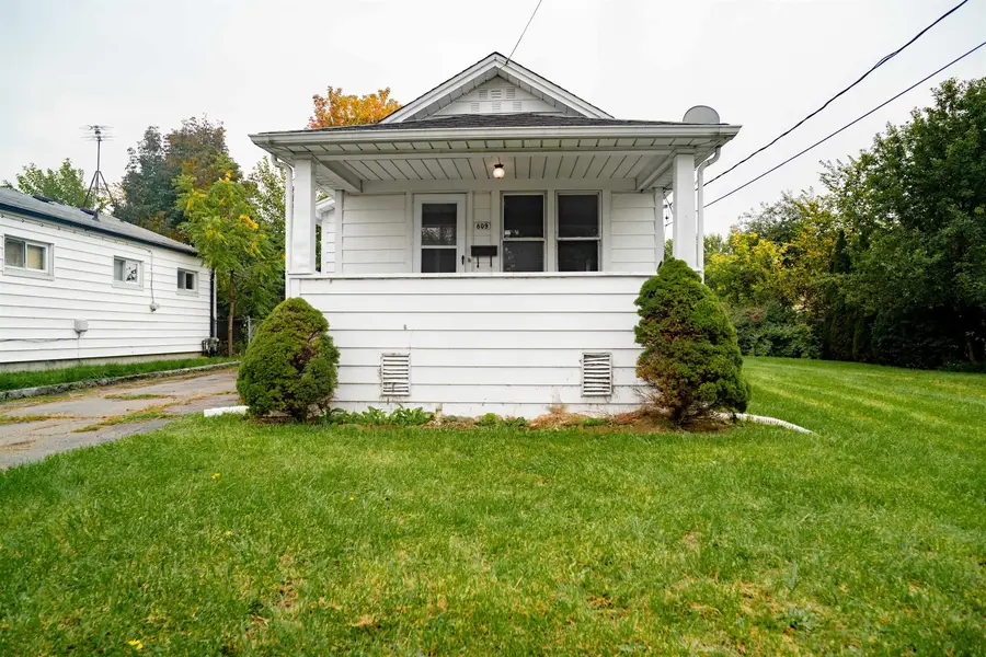 809 Campbell, Flint, MI 48507 - #2