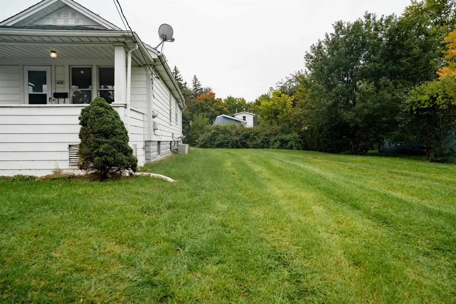 809 Campbell, Flint, MI 48507 - #3