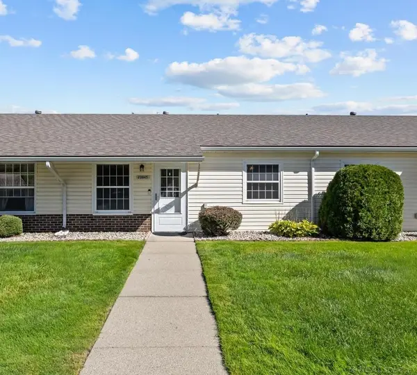 20845 Flora, Roseville, MI 48066