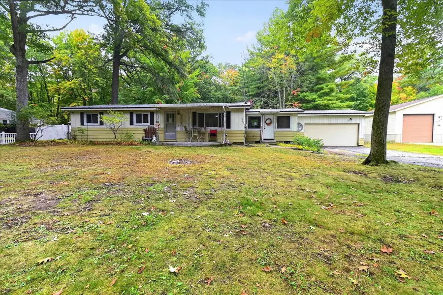 2504 Smith, Sanford, MI 48657 - #2
