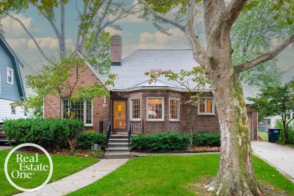 855 Loraine, Grosse Pointe, MI 48230