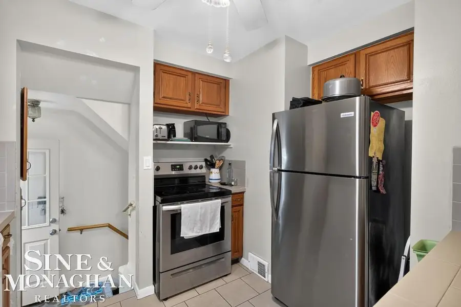 22522 Harper Lake Ave, Saint Clair Shores, MI 48080 - #2