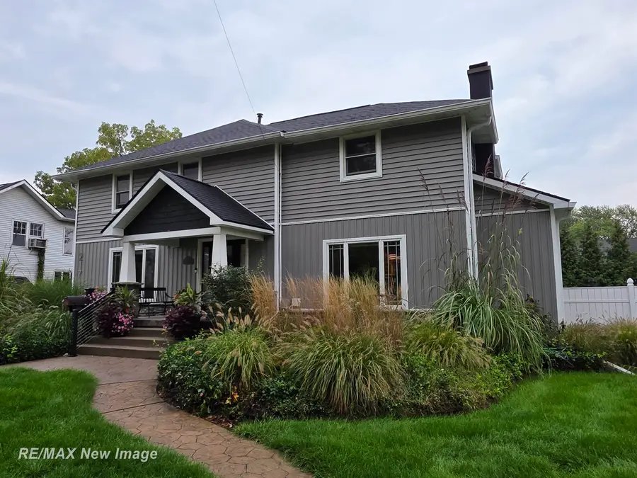 217 S Wood, Chesaning, MI 48616 - #3