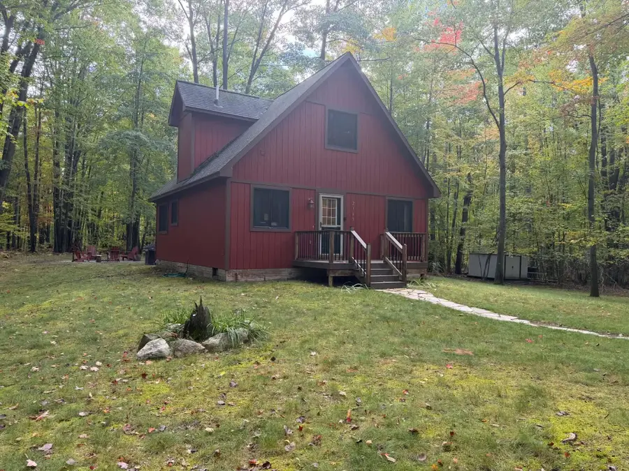 2165 Elkhorn, Farwell, MI 48622 - #2
