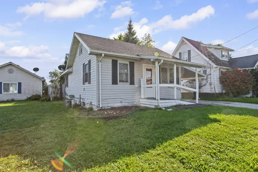 1248 Wells, Burton, MI 48529 - #3
