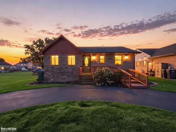 39316 East Archer, Harrison Twp, MI 48045