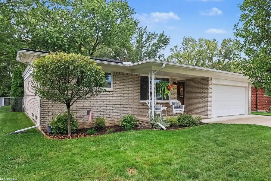 17512 Contesti, Clinton Township, MI 48035 - #3