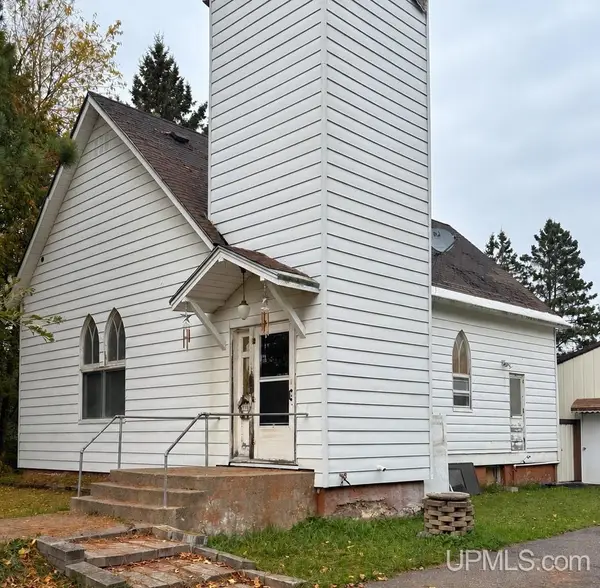 711 Tobin Ave, Channing, MI 49815