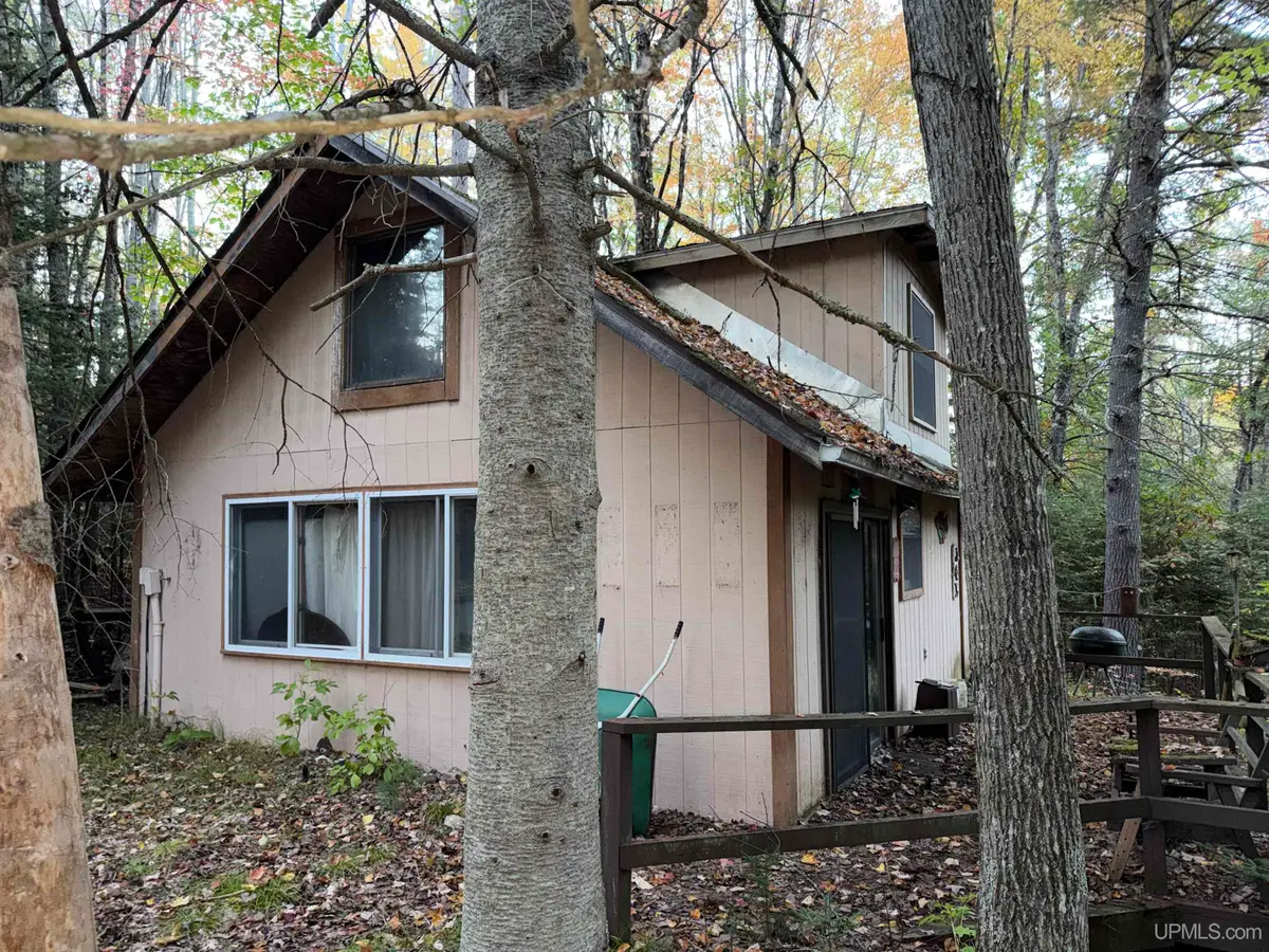 W4899 Hideaway, Beecher, WI 54156 - #1