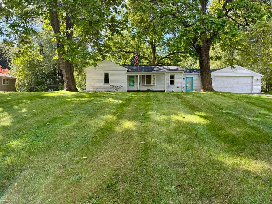 620 S Briarvale, Auburn Hills, MI 48326 - #2