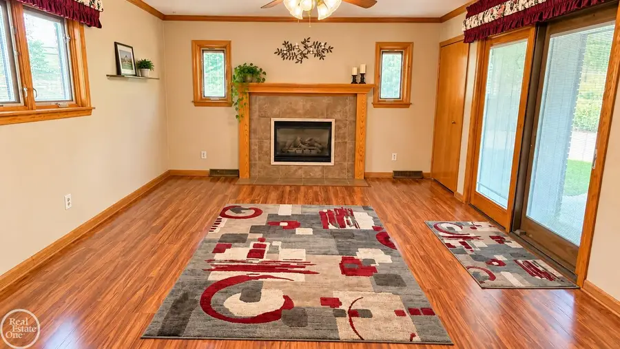 25129 Wagner, Warren, MI 48089 - #3