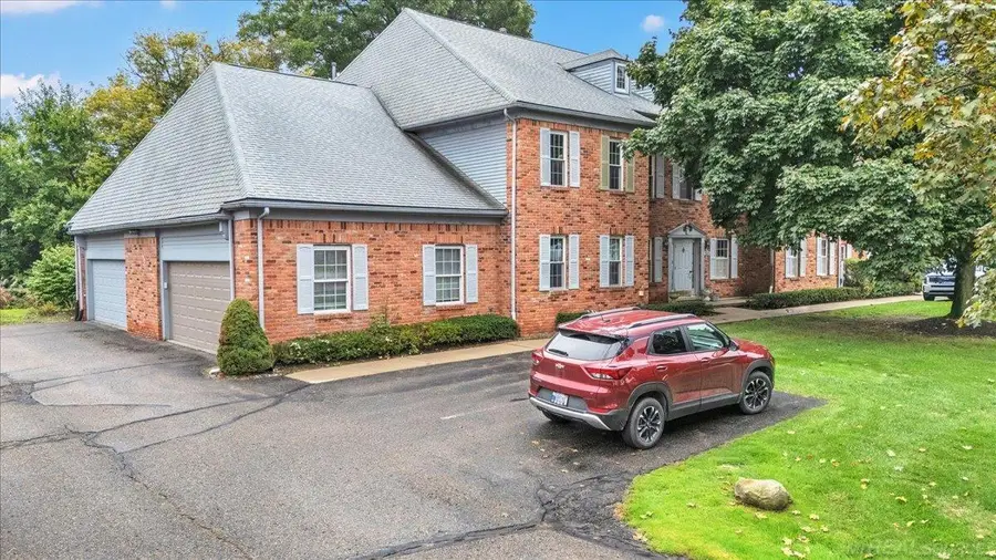 1625 Huntington, Rochester Hills, MI 48309 - #2