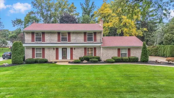 2710 Timberwyck Trail, Troy, MI 48098
