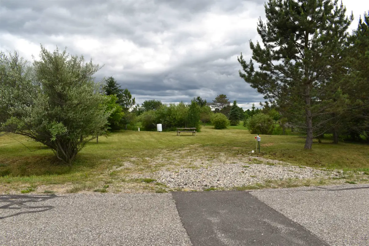 1751 Highlanders, Gladwin, MI 48624 - #1