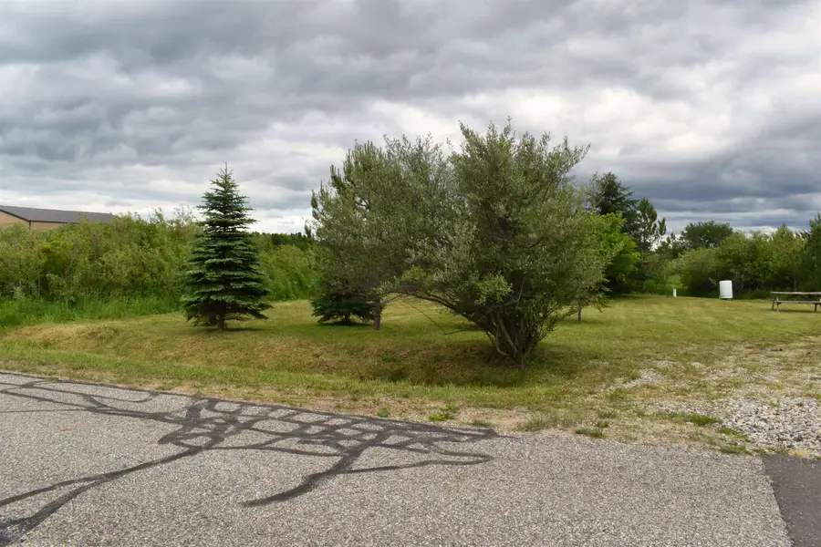 1751 Highlanders, Gladwin, MI 48624 - #2