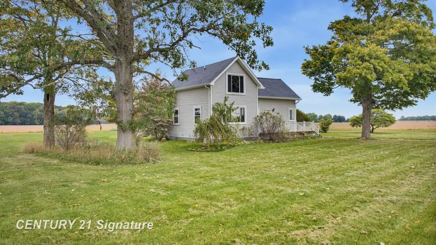 19422 Stuart, Chesaning, MI 48616 - #2
