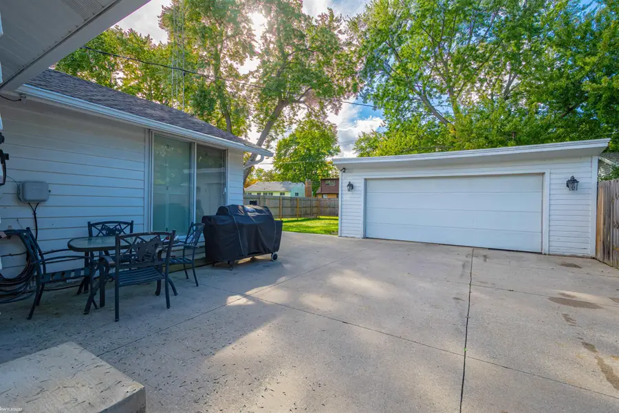 1009 16th, Port Huron, MI 48060 - #3