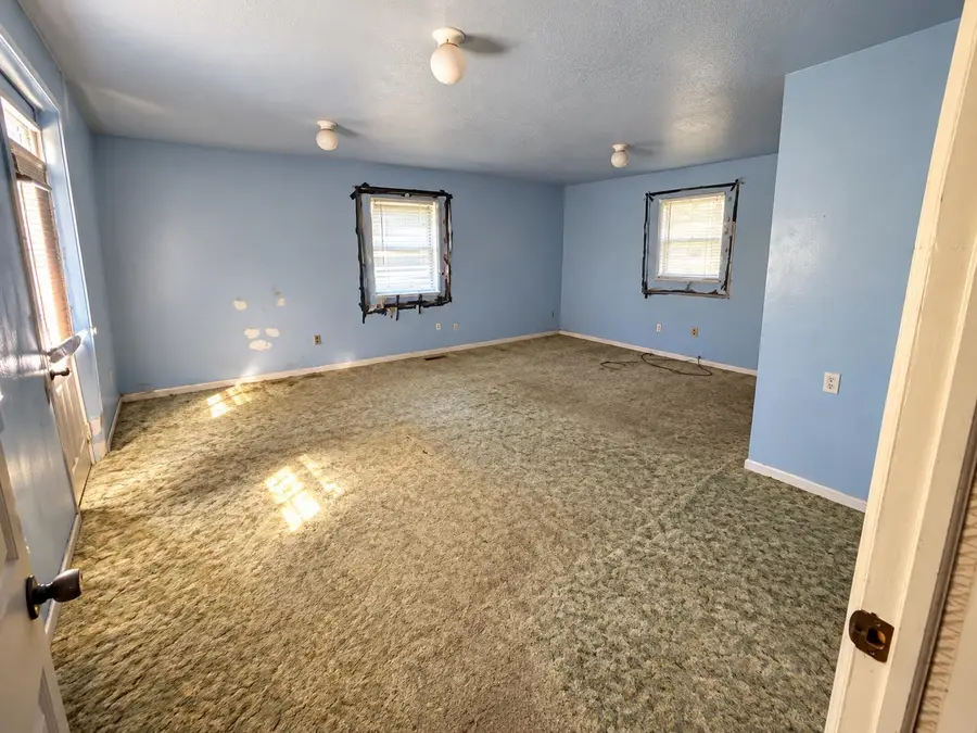 206 S Quarterline, Ashley, MI 48806 - #3