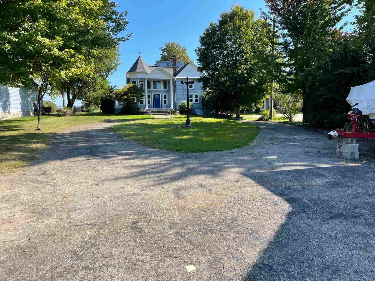 33518 Jefferson, Saint Clair Shores, MI 48082 - #1