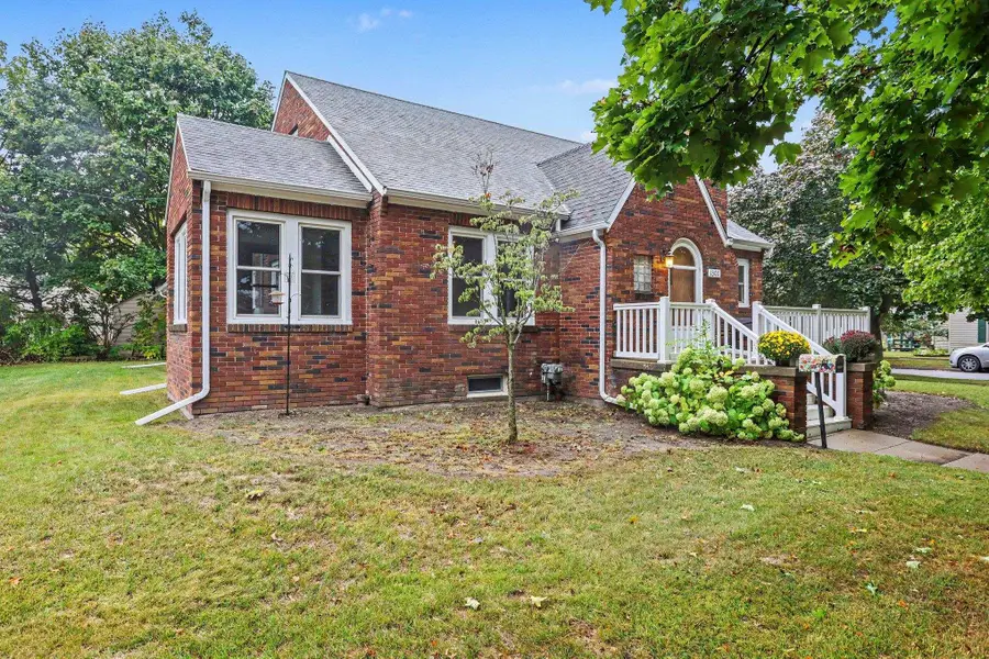 1300 Dunbar, Essexville, MI 48732 - #3