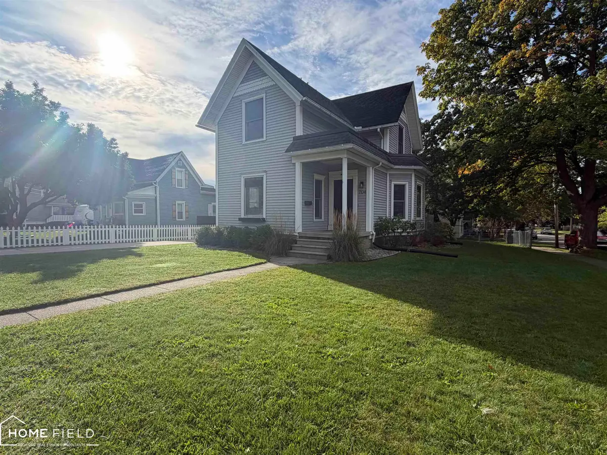 704 E Oliver, Owosso, MI 48867 - #1