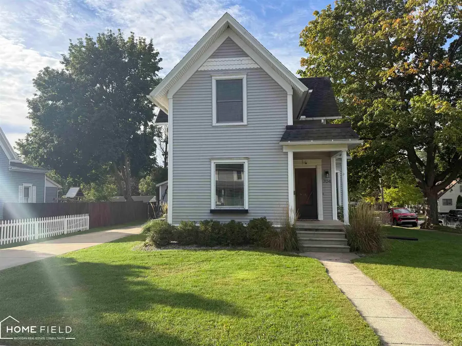 704 E Oliver, Owosso, MI 48867 - #2