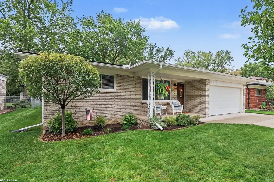 17512 Contesti, Clinton Township, MI 48035 - #3