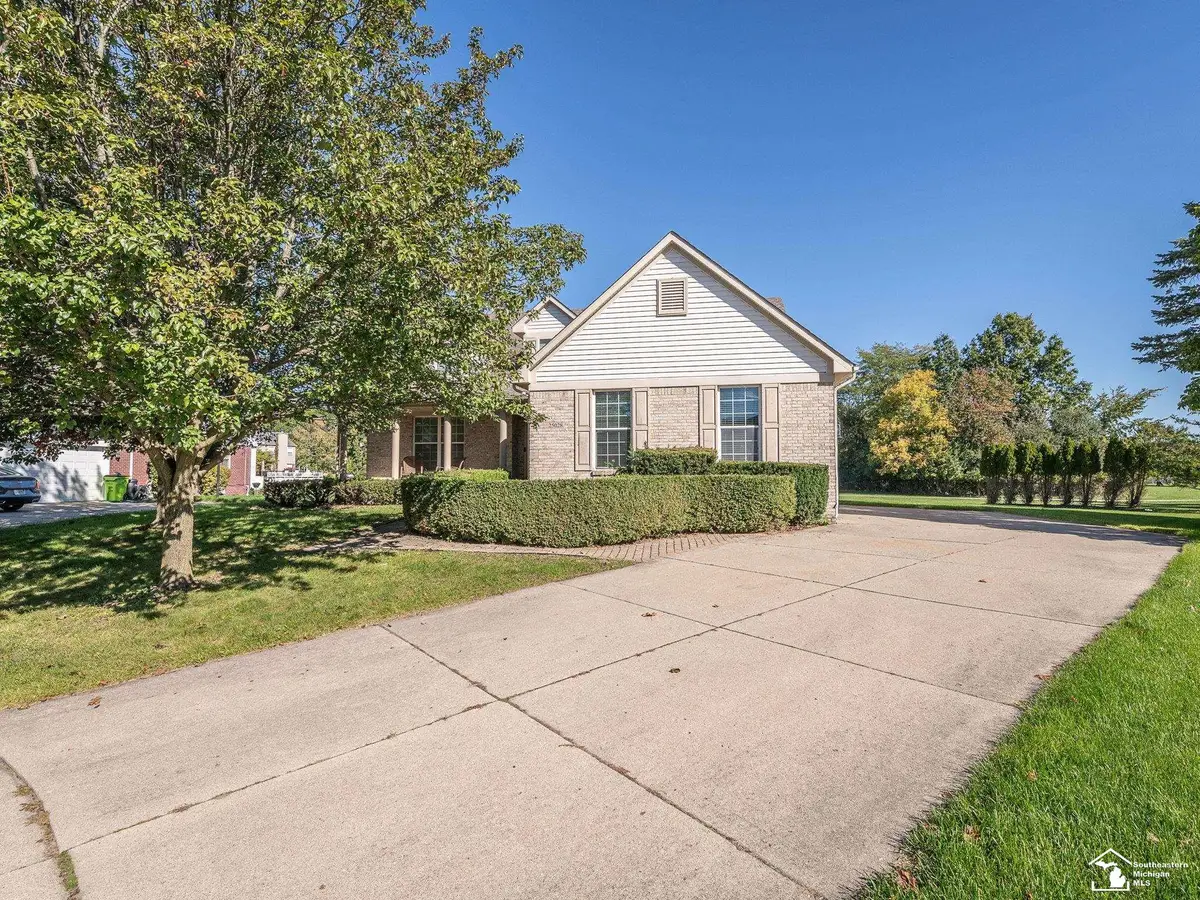 25028 Maxwell, Flat Rock, MI 48134 - #1