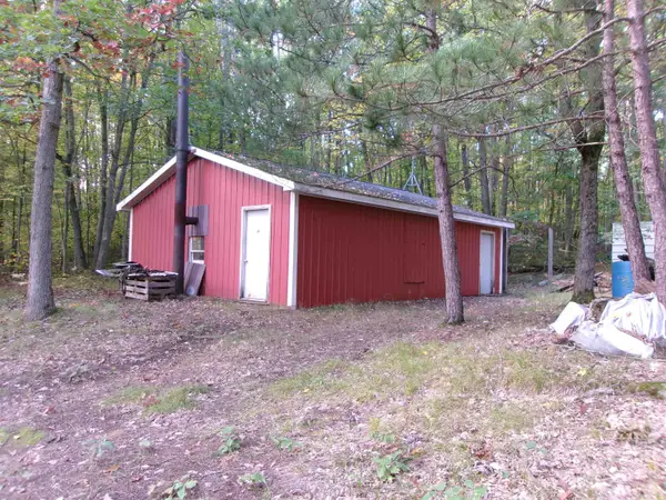 NHN W Cedar, Harrison, MI 48625