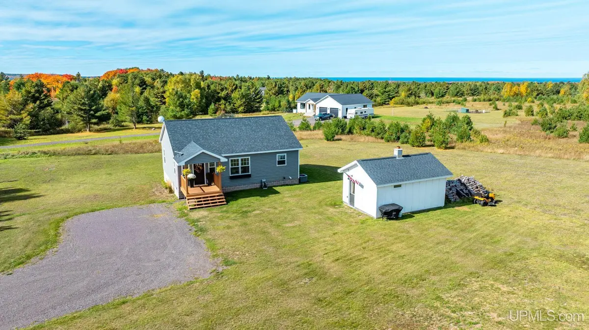 19668 Boston Crosscut, Hancock, MI 49930 - #1