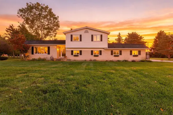 3423 Burwood Lane, Highland, MI 48357