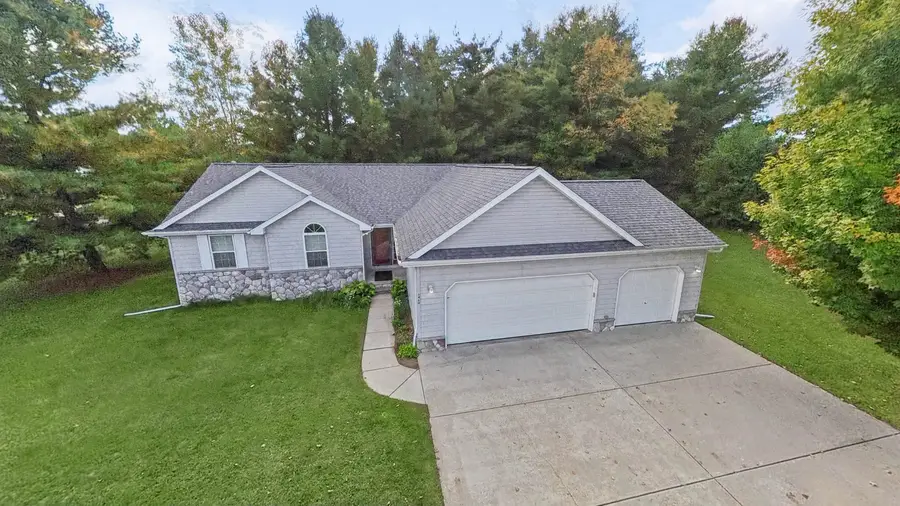 6460 Whisper Ridge, Burton, MI 48509 - #3