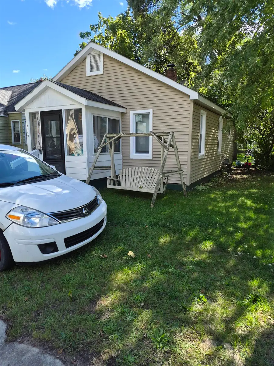 236 E. Beech, Gladwin, MI 48624 - #2