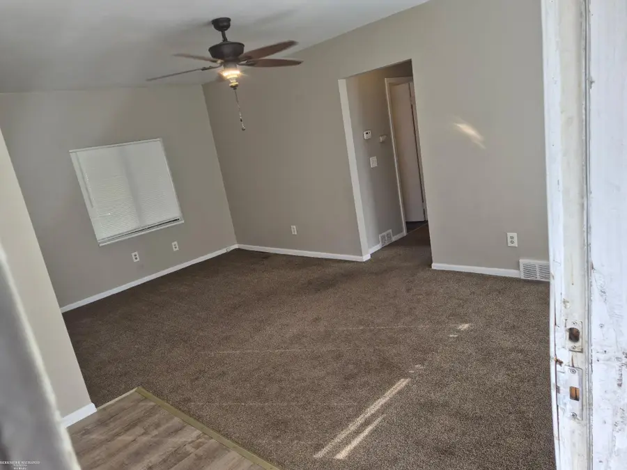 20806 Helle, Warren, MI 48089 - #3