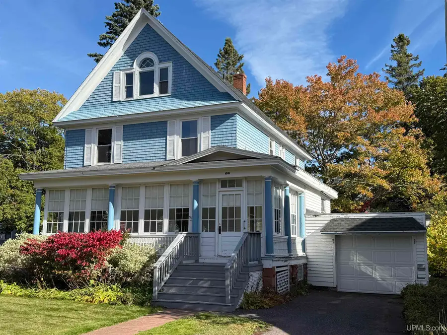 302 Iroquois, Laurium, MI 49913 - #2
