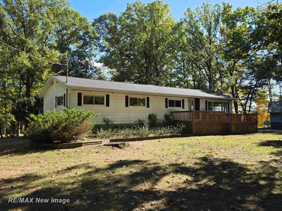 13977 W Burt, Chesaning, MI 48616 - #2