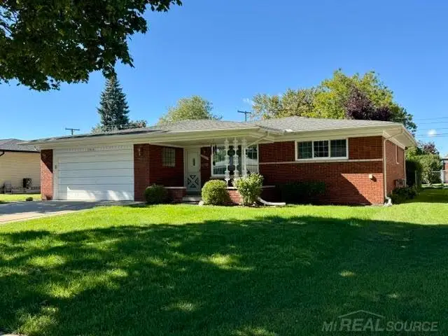 33535 Shelley Lynne Dr, Sterling Heights, MI 48312 - #2
