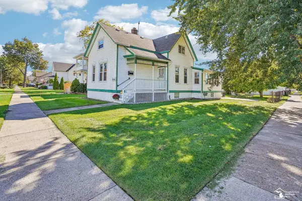 1265 Elm, Wyandotte, MI 48192