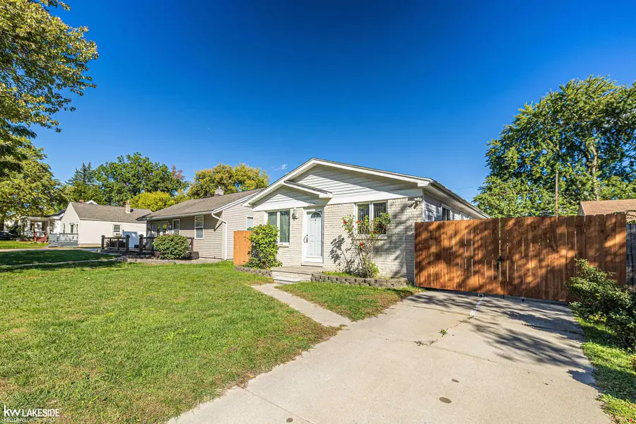 28556 Wexford, Warren, MI 48092 - #2