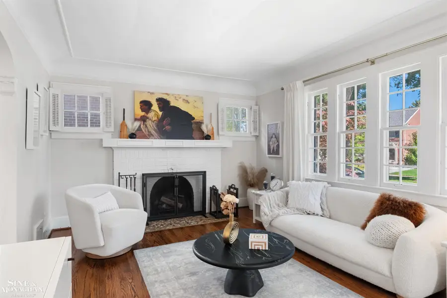 223 Mckinley, Grosse Pointe Farms, MI 48236 - #3