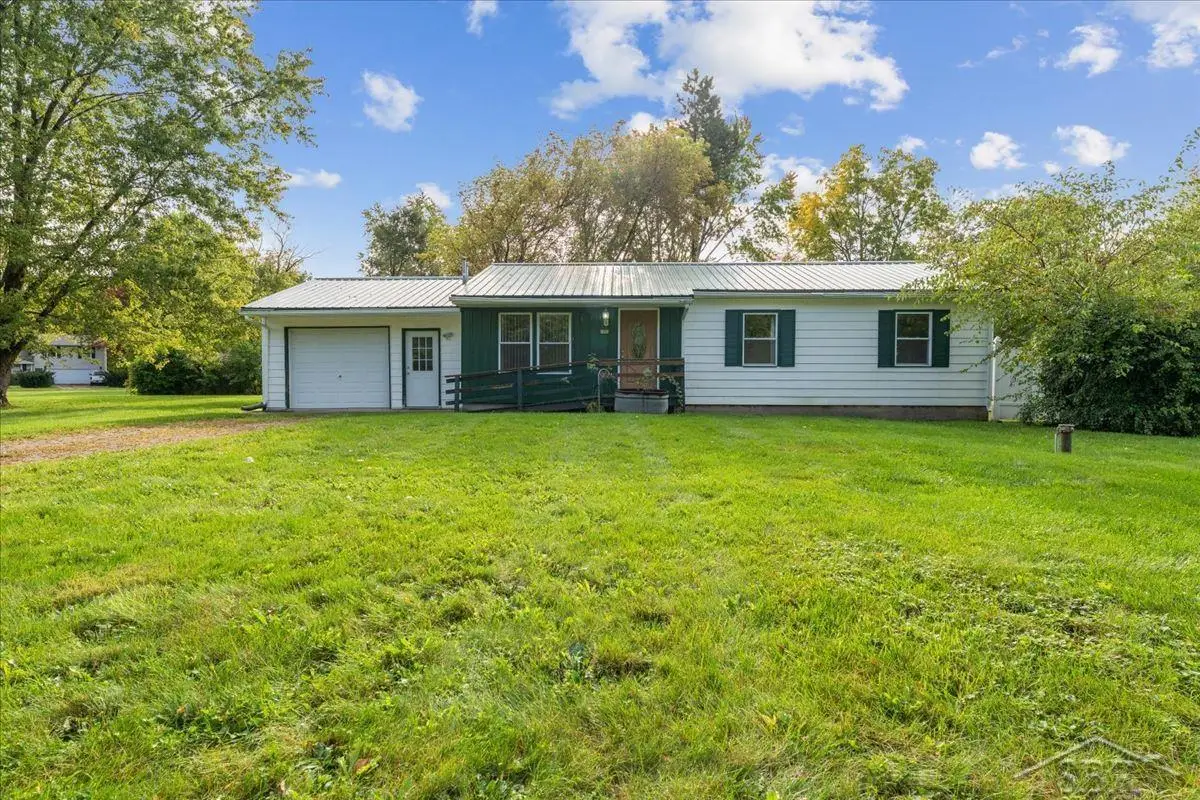 186 Bee Gee, Lapeer, MI 48446 - #1