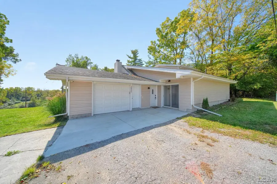 2930 Spielman, Adrian, MI 49221 - #3