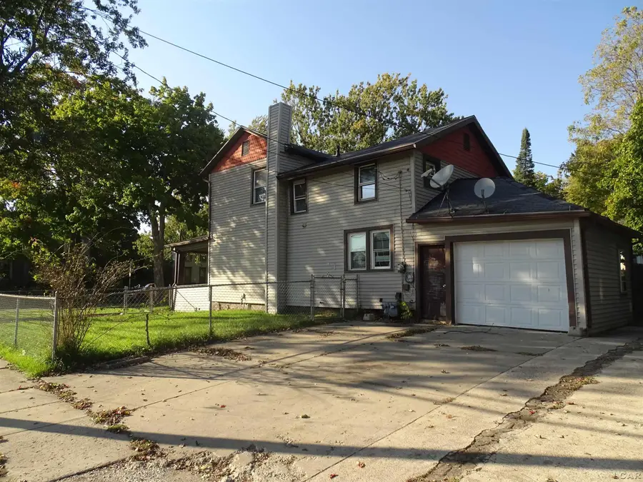 665 Dennis, Adrian, MI 49221 - #2